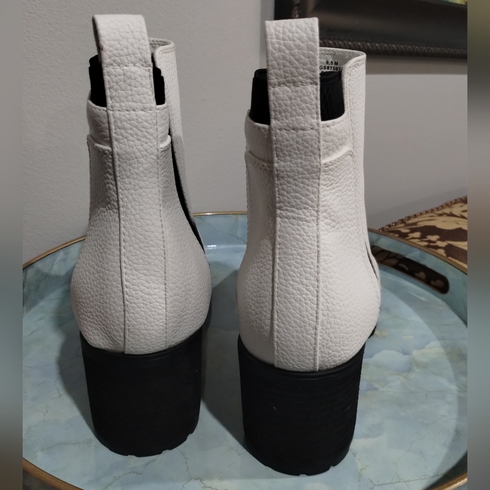 White heels booties from Nordstrom - Picture 4 of 5